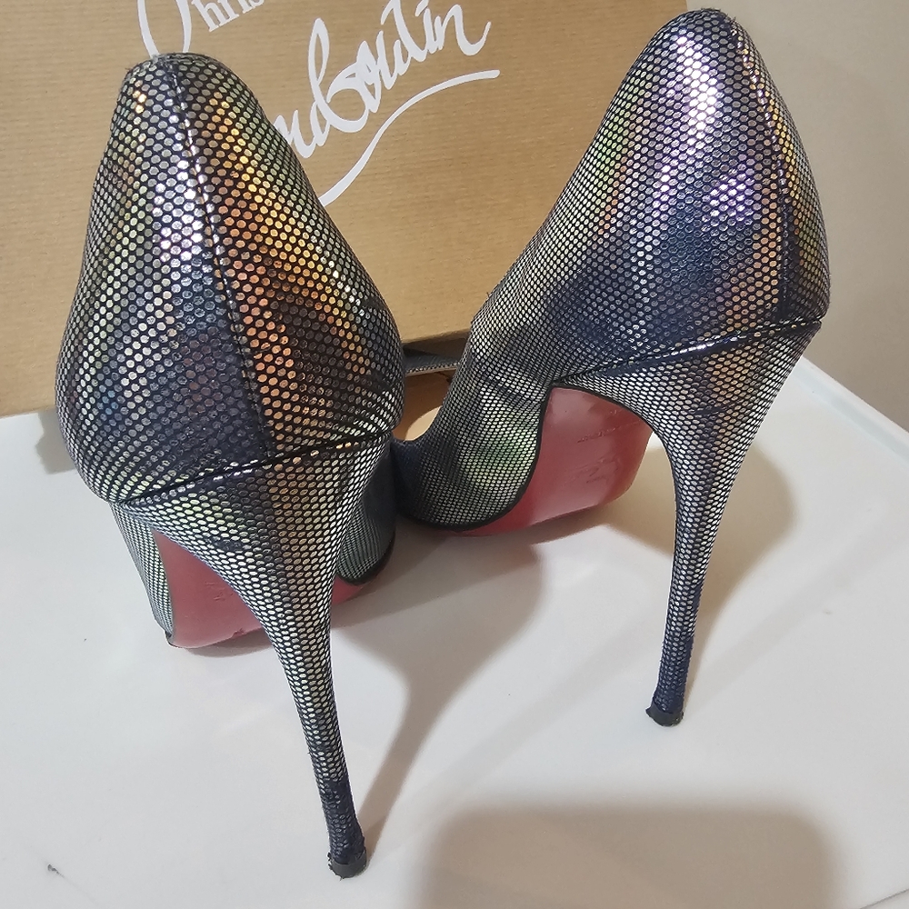 Christian Louboutin So Kate Disco Pumps – Iridescent Green/Purple – Size 36 - Picture 4 of 5